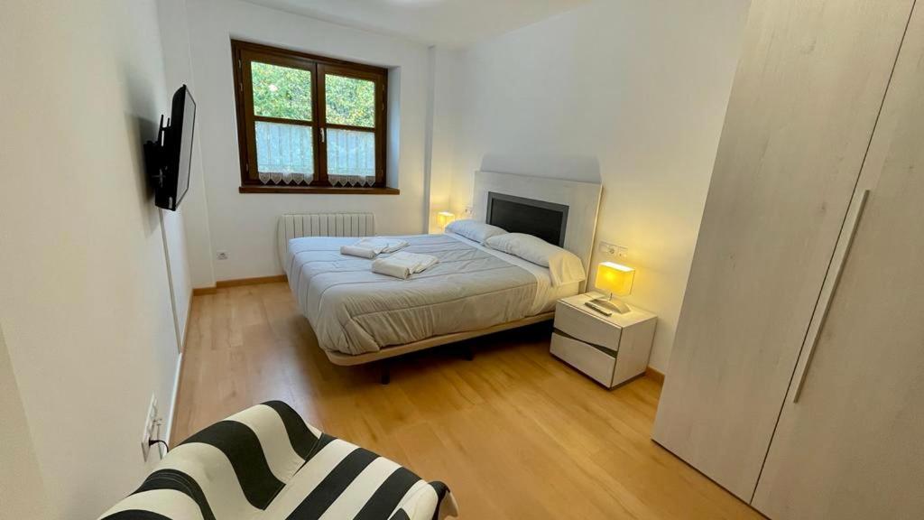 B20 - Resid. La Coma 1º - Villmor Daire Benasque Dış mekan fotoğraf